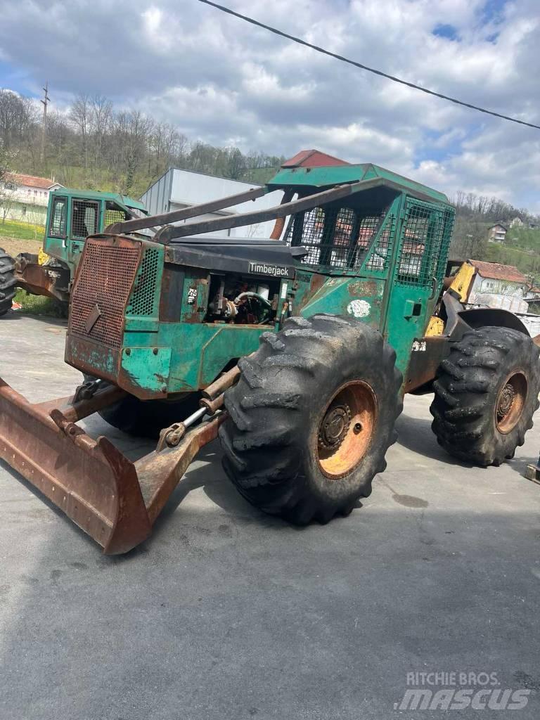 Timberjack 240 B 牵引车