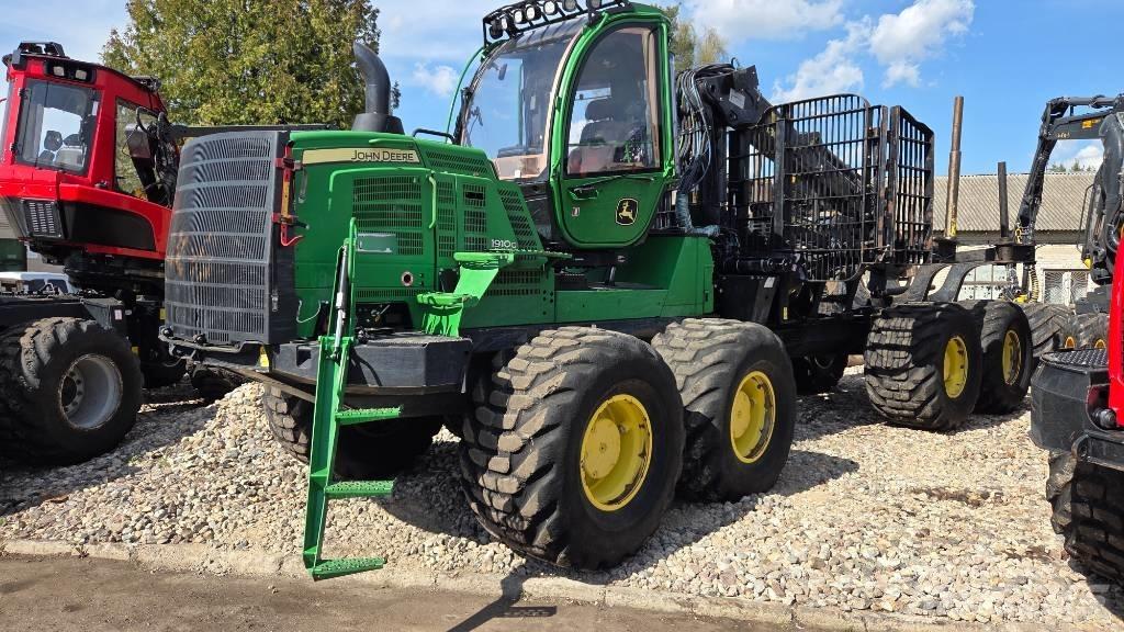 John Deere 1910 G 集运机