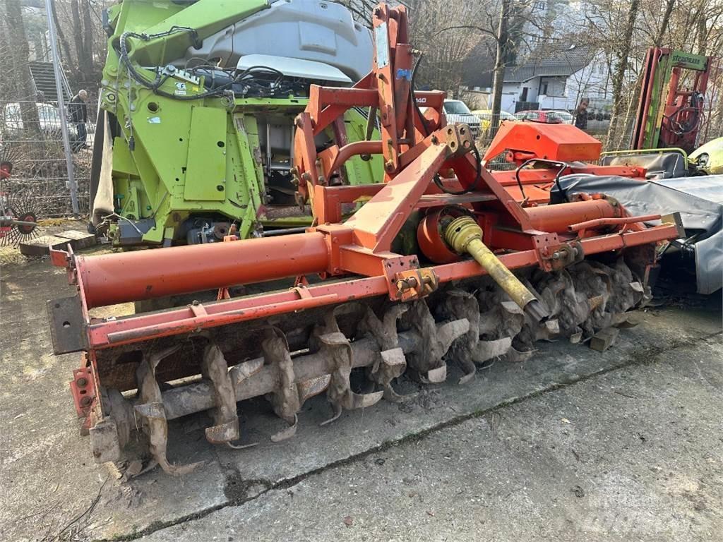Kuhn EL140N 305 葡萄耕作机