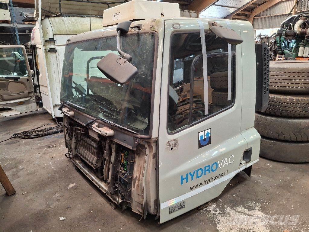 DAF CF 85.360 驾驶室与内部
