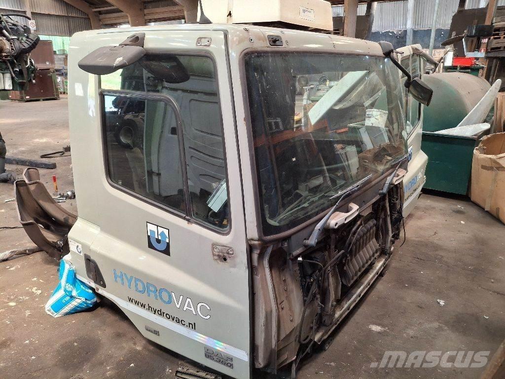 DAF CF 85.360 驾驶室与内部
