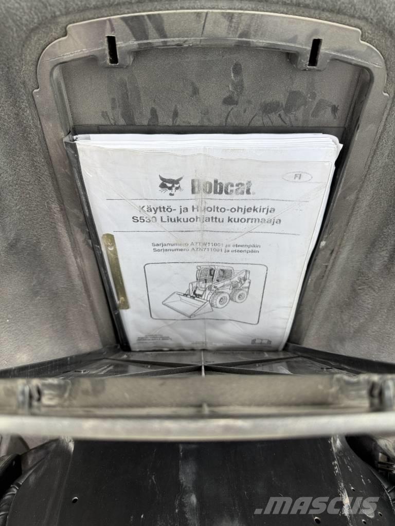 Bobcat S 530 滑移装载机