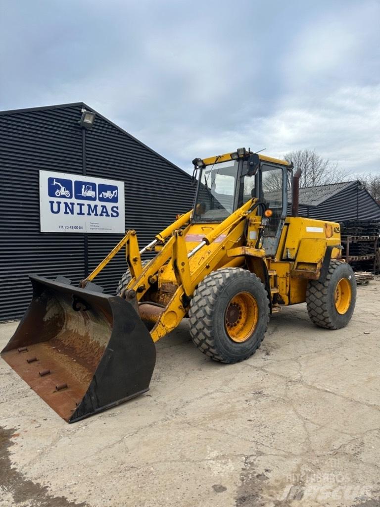 JCB 525 伸缩臂叉装车|叉装车