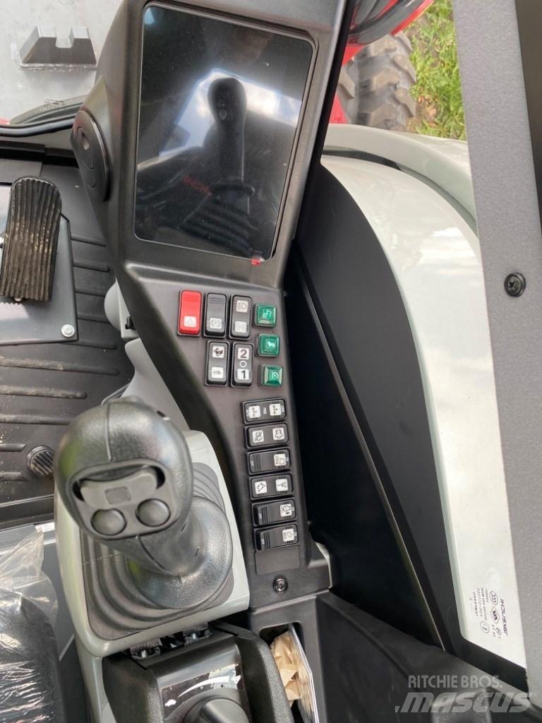 Takeuchi TB295W 轮式挖掘机
