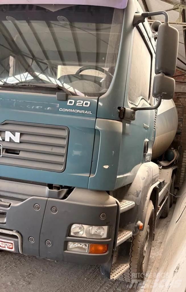 MAN 33 TGA 33.350 混凝土搅拌车