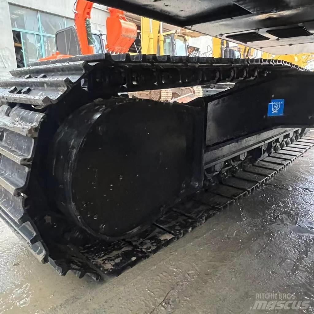 Hitachi ZX 120 履带挖掘机