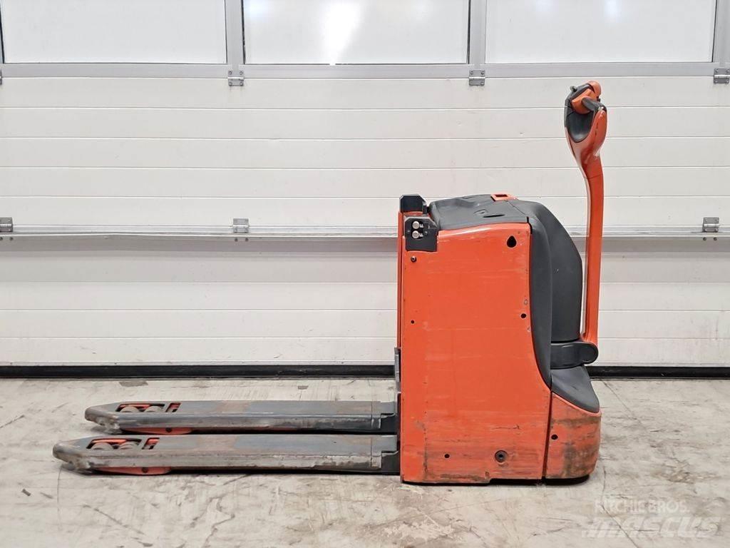 Linde T16L 手动码垛机