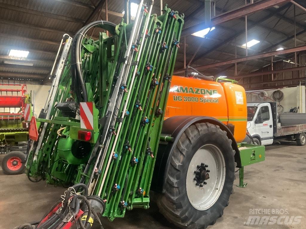 Amazone Ug 3000 牵引式喷雾机