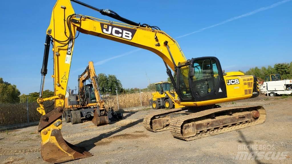 JCB JS 220 LC 履带挖掘机