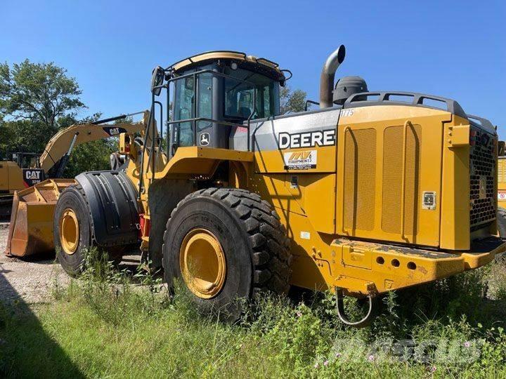 John Deere 824K-II 轮式装载机