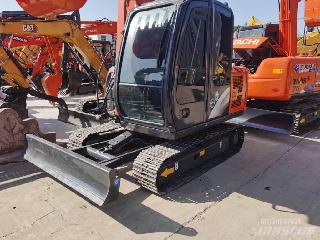 Hitachi ZX 55 小型挖掘机
