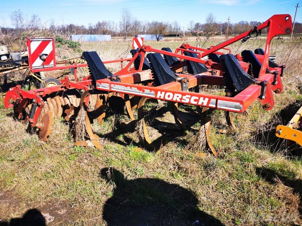 Horsch Terrano 3 FX 手扶中耕机
