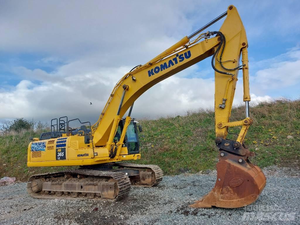 Komatsu HB365LC-3 履带挖掘机