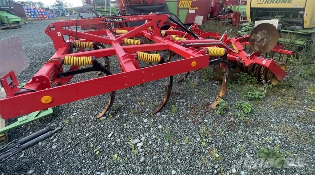 Väderstad CS 300 手扶中耕机