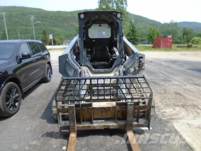 John Deere 333 G 滑移装载机