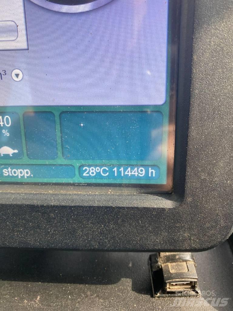 John Deere 1210 G 集运机