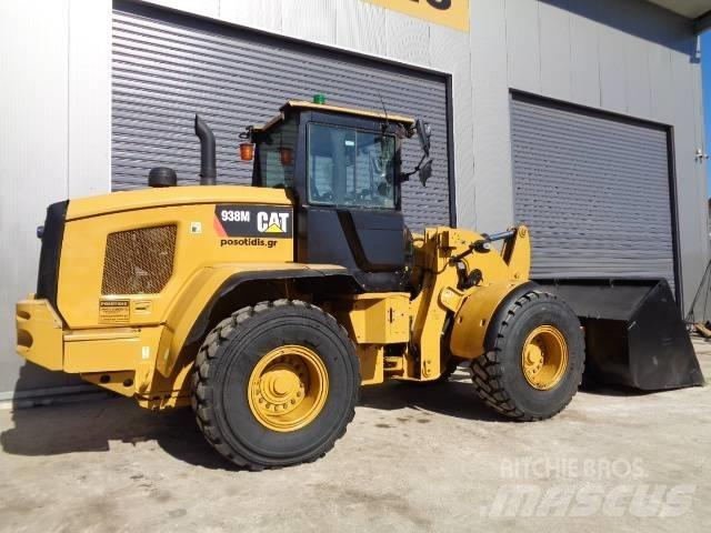 CAT 938M 轮式装载机