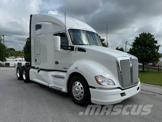 Kenworth T 680 牵引车