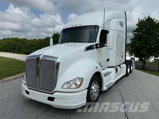 Kenworth T 680 牵引车