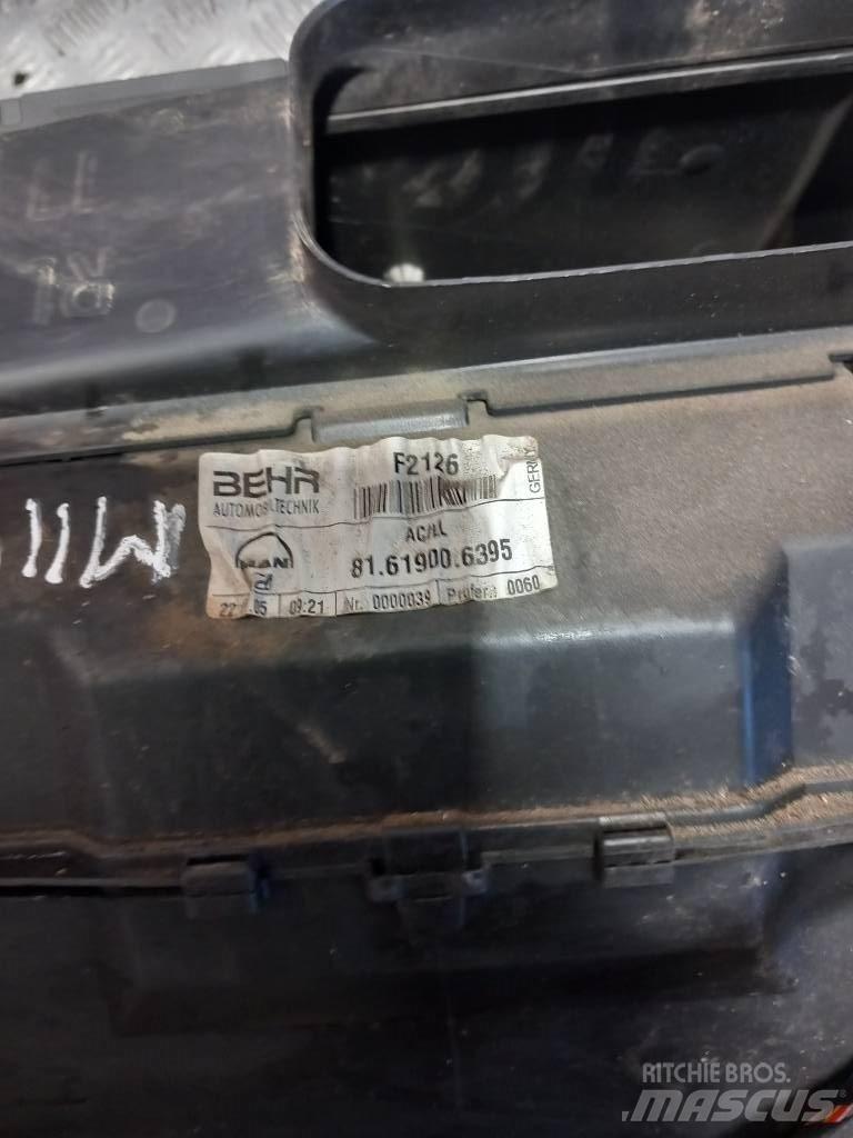 MAN TGM  81619006395 驾驶室与内部