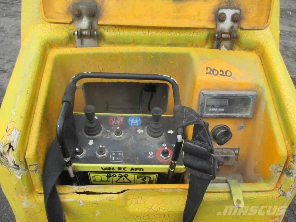 Ammann ARR 1575 双轮压路机