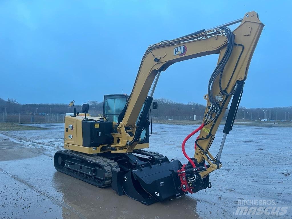 CAT 308 中型挖掘机