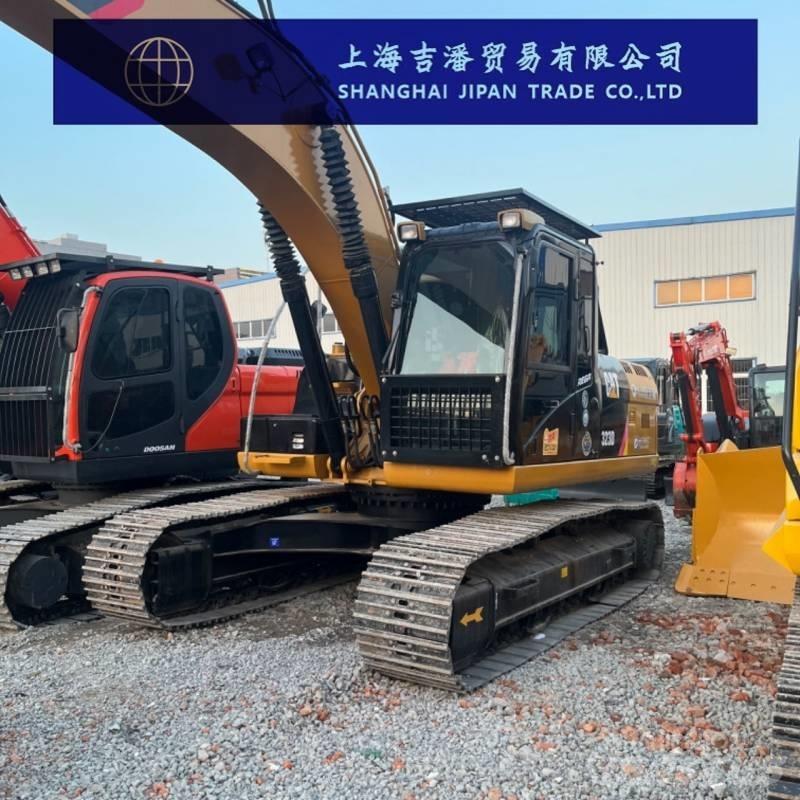 CAT 323 D 履带挖掘机