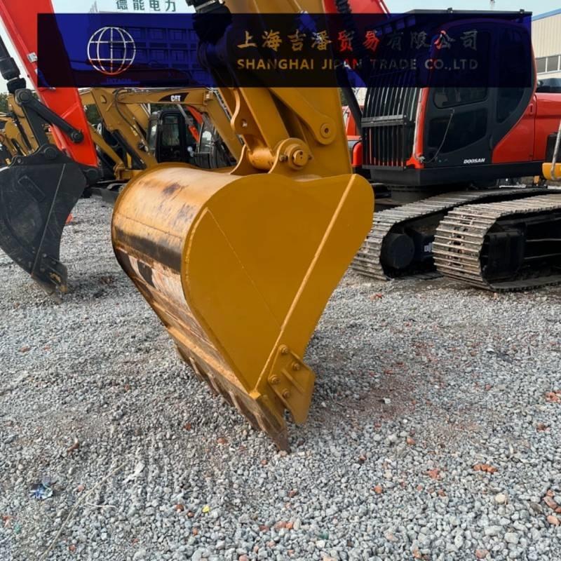CAT 323 D 履带挖掘机