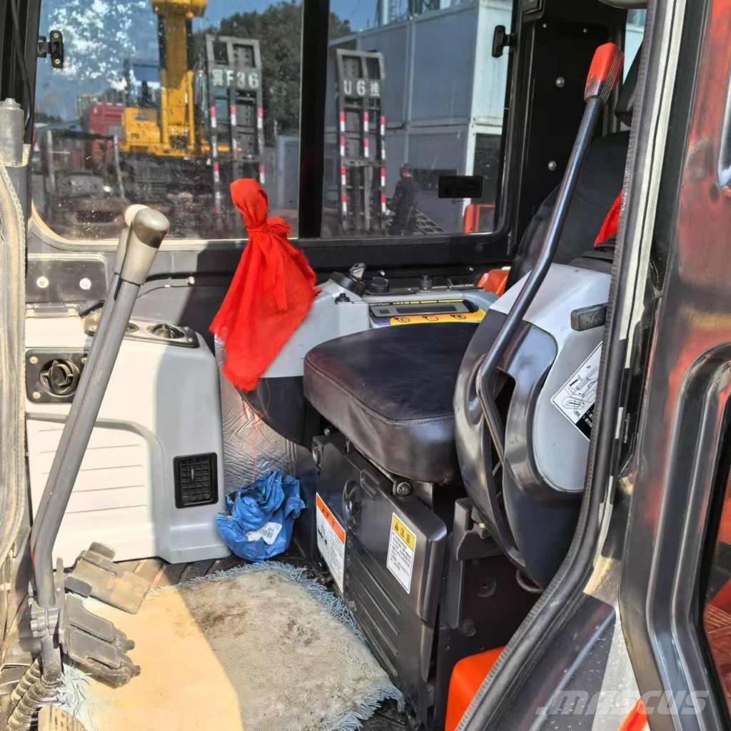 Kubota U 50-4 小型挖掘机