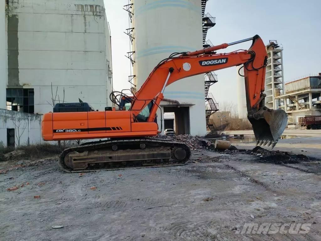 Doosan DX 380 LC 履带挖掘机