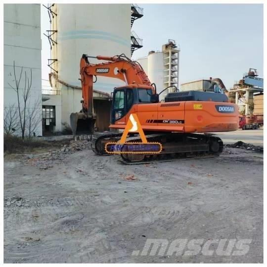 Doosan DX 380 LC 履带挖掘机
