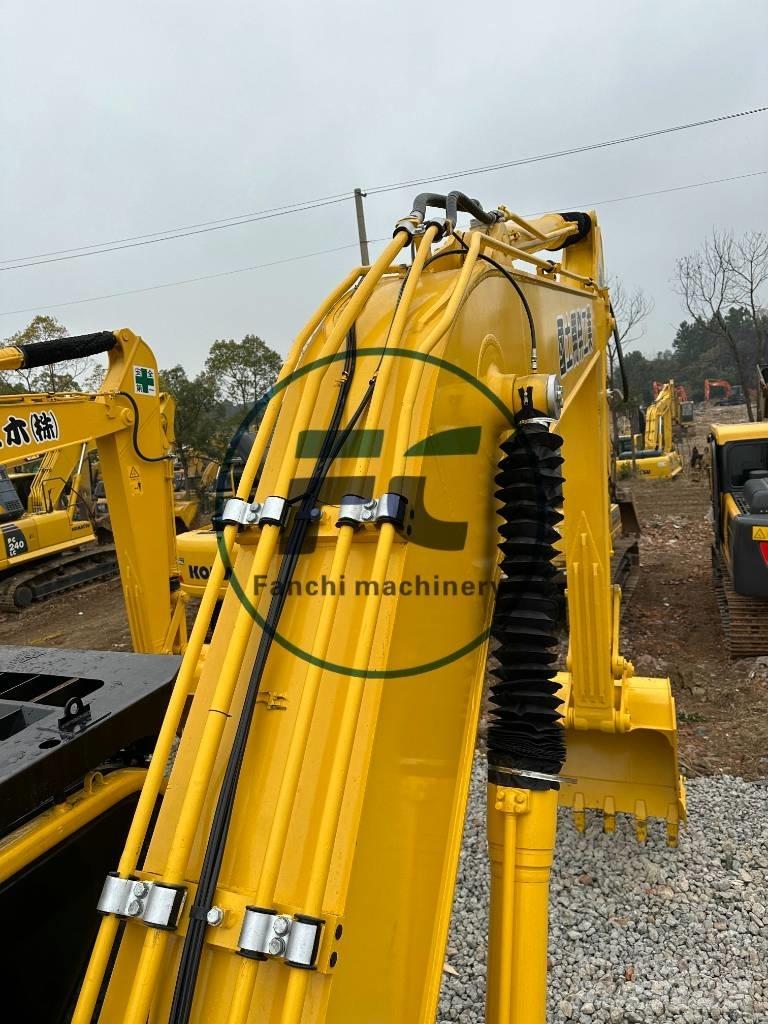 Komatsu PC 200-8 履带挖掘机