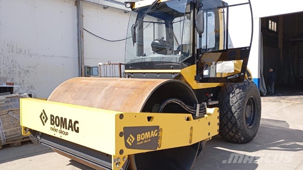 Bomag BW 212 D-5 SL 单轮压路机