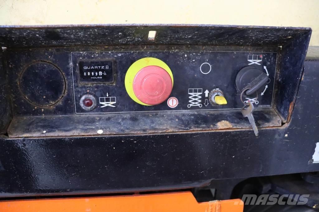 JLG 1932R 剪叉式升降机