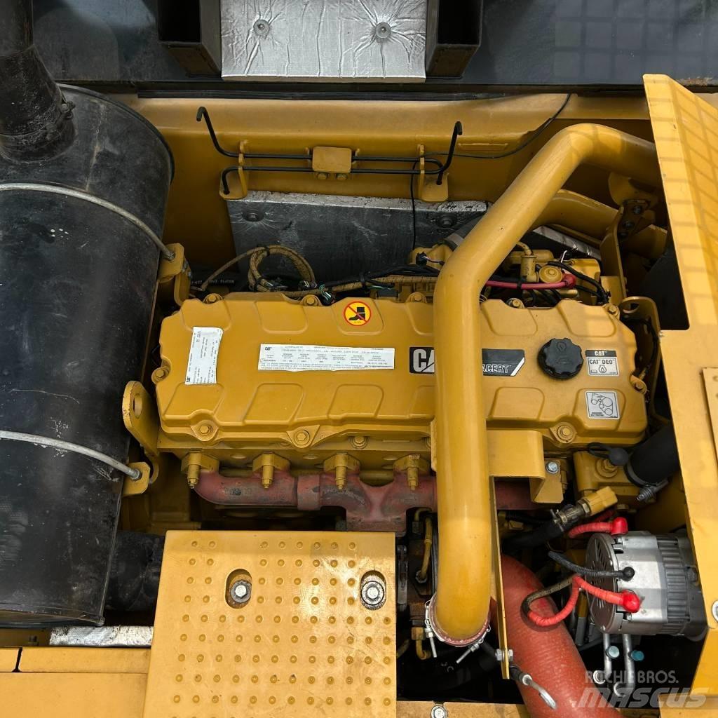 CAT 336D 履带挖掘机