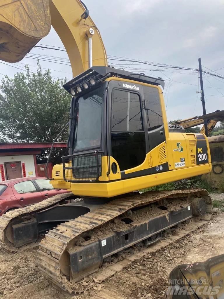 Komatsu pc200-8 履带挖掘机