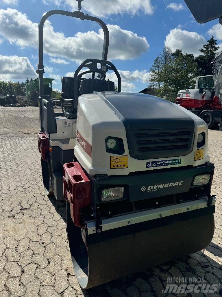 Dynapac CC 1100 双轮压路机