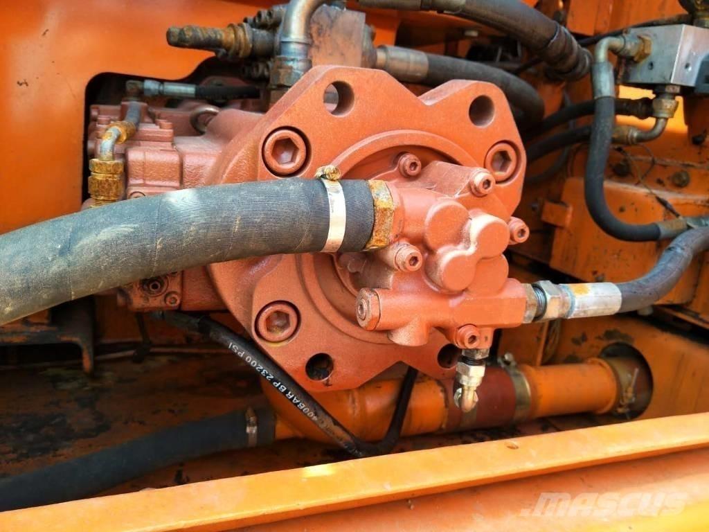 Doosan DX 225 LC 履带挖掘机