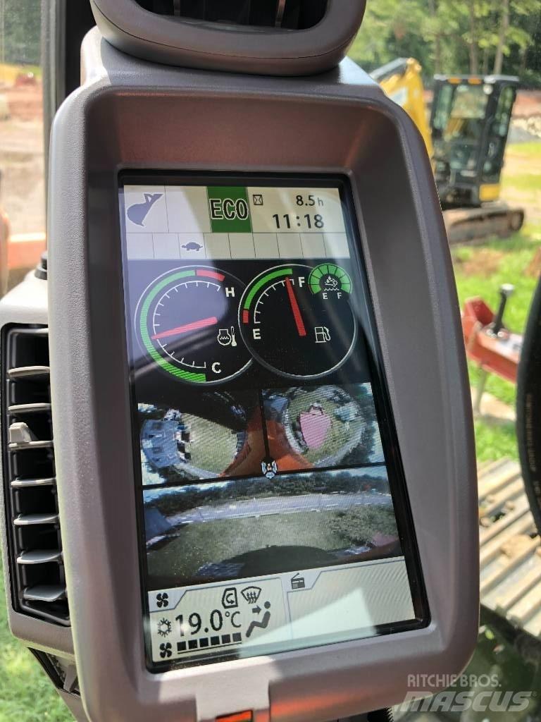Hitachi ZX245USLC-6 履带挖掘机