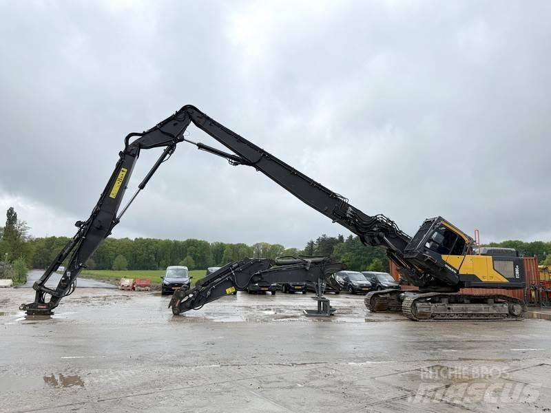 Volvo EC380EHR 组装挖掘机