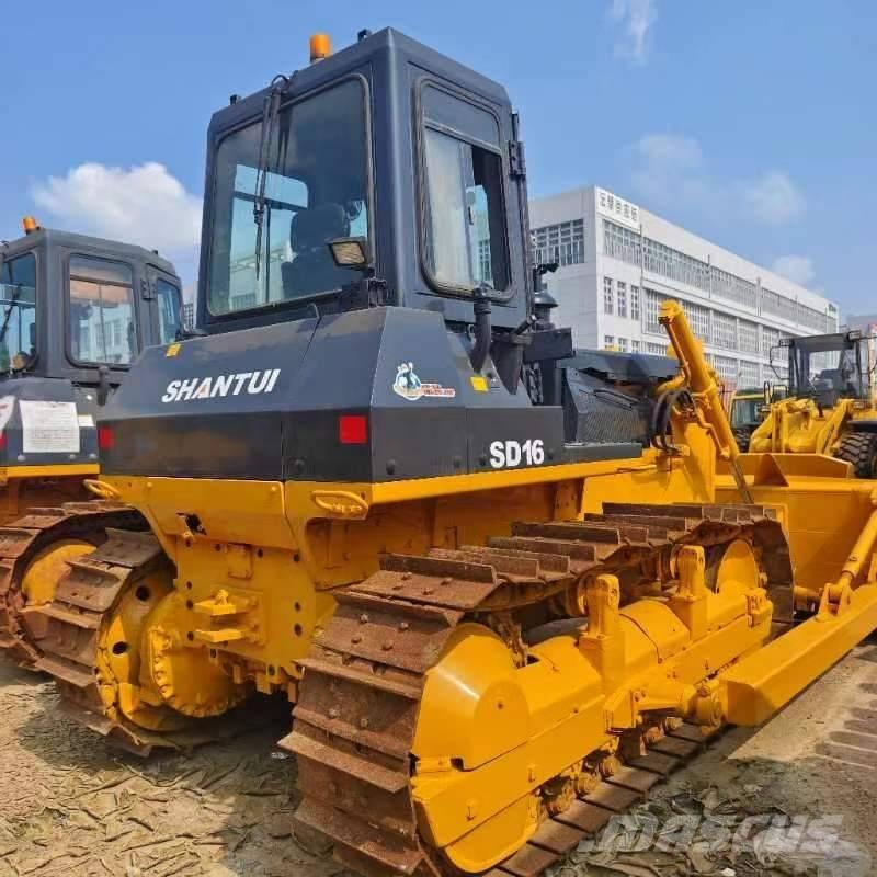 Shantui SD 16 履带式推土机