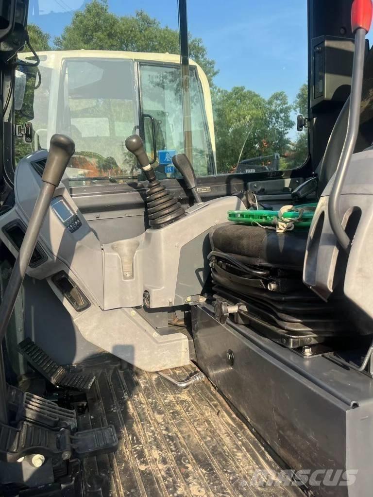 Kubota KX165-5 小型挖掘机