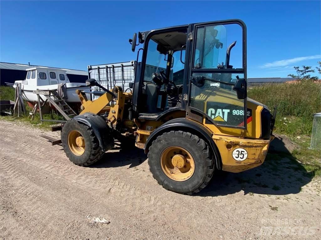 CAT 908 H2 多功能装载机