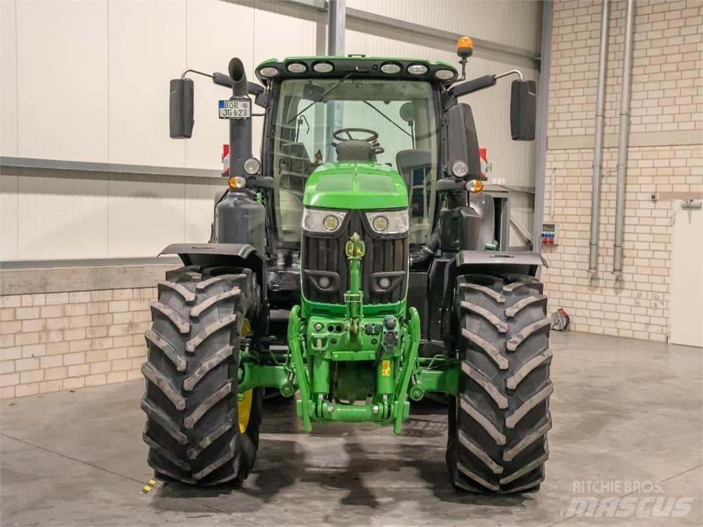 John Deere 6230R 拖拉机/农用车