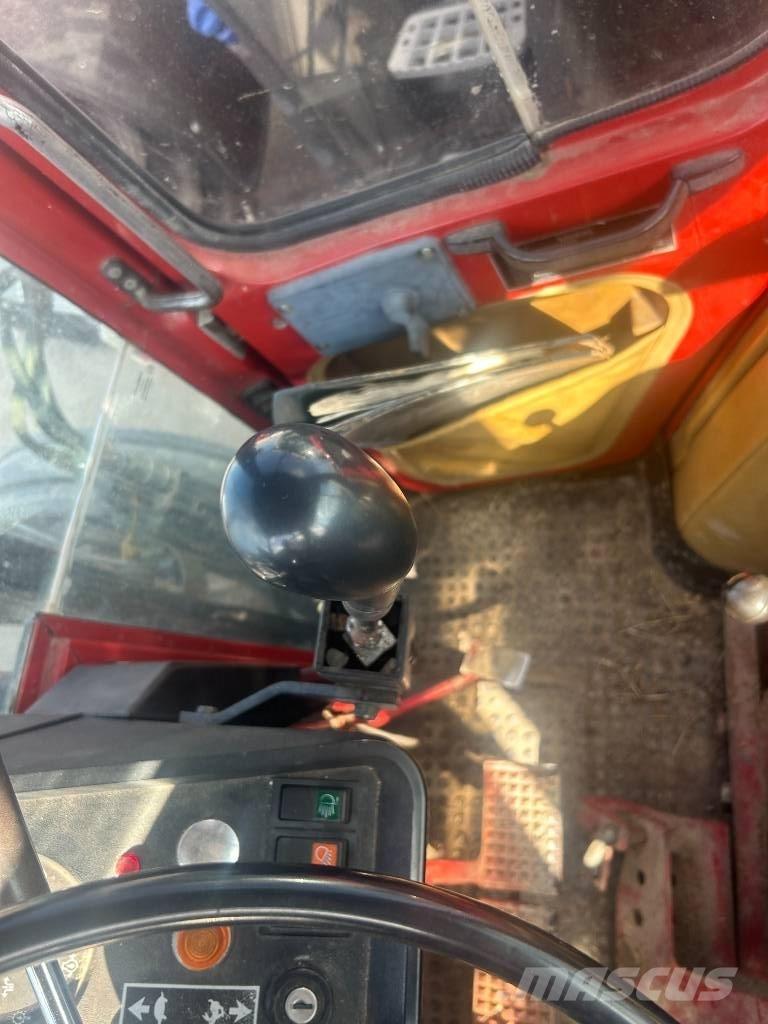 International 685 XL 拖拉机/农用车