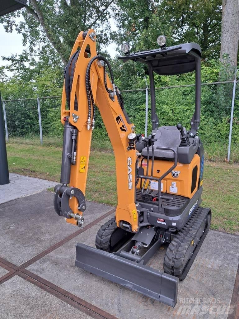 CASE CX15EV 小型挖掘机