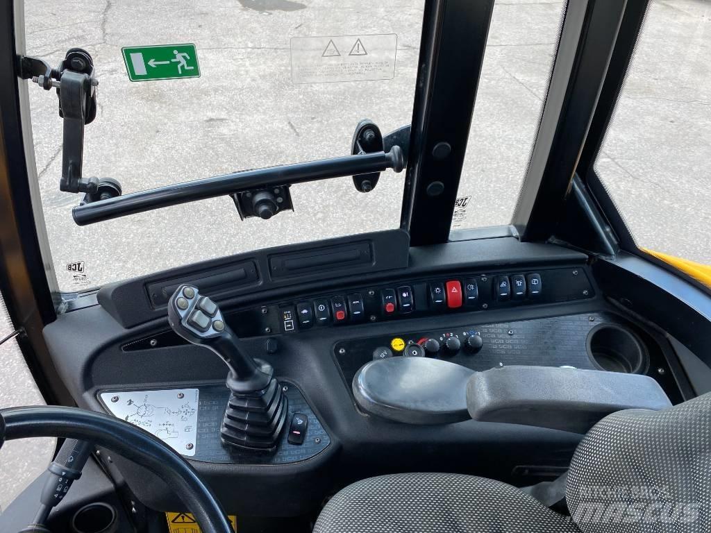 JCB 409 T4 轮式装载机