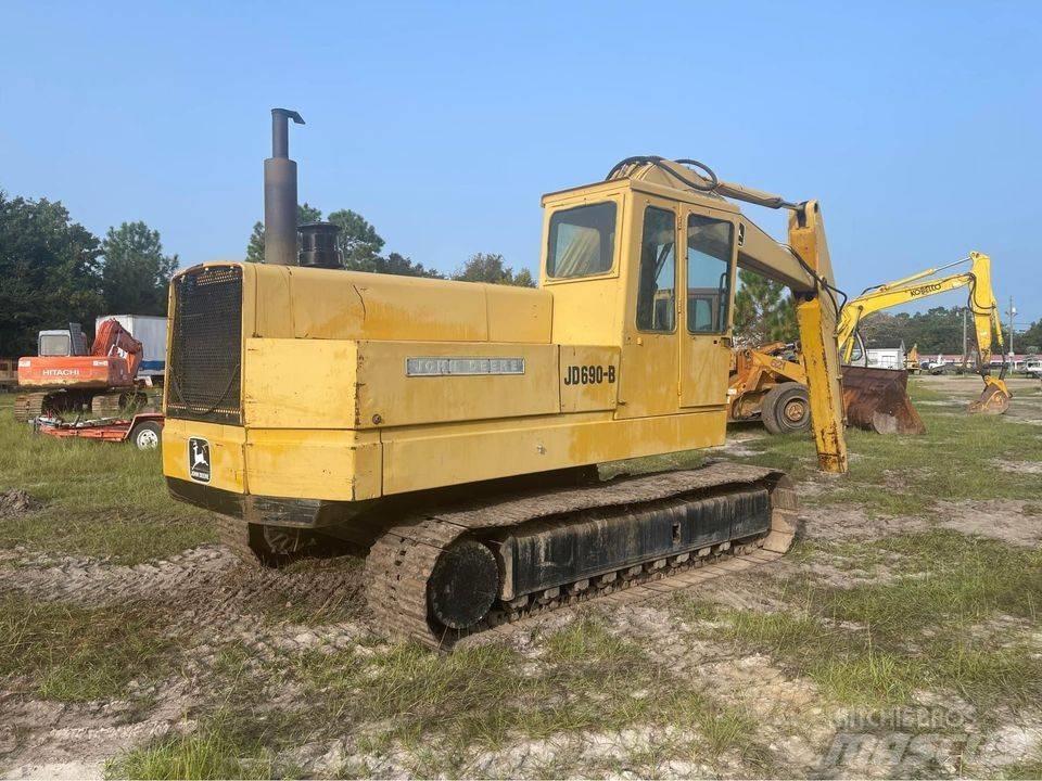 John Deere 690 B 履带挖掘机