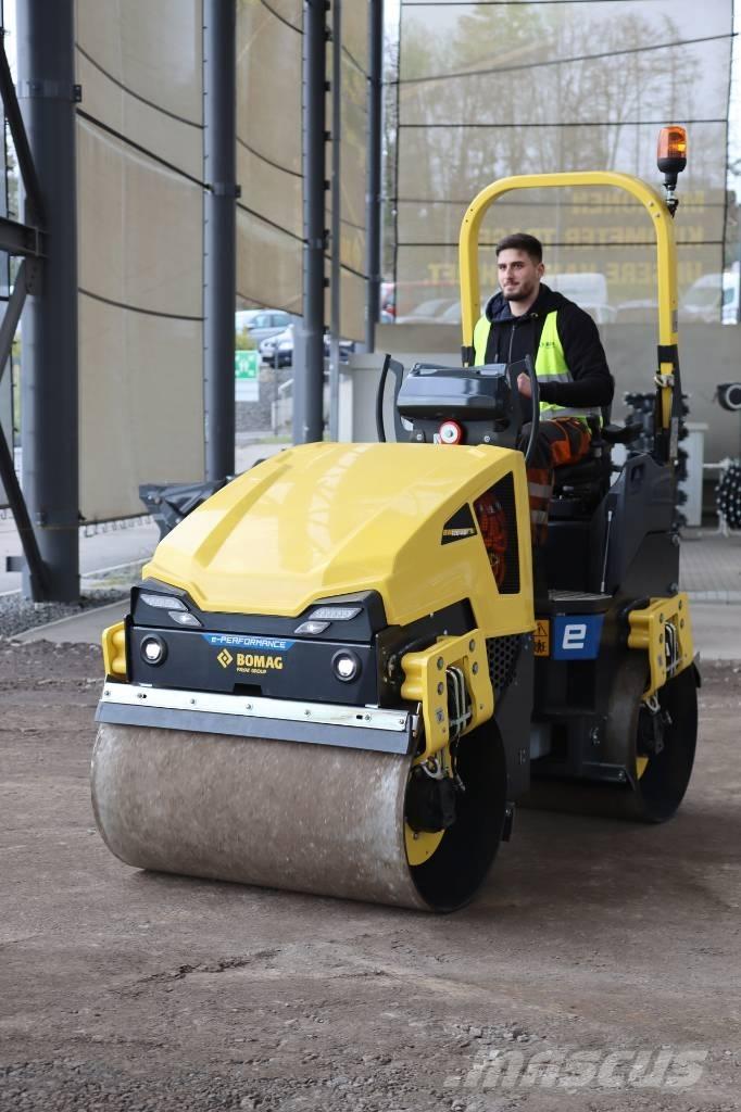 Bomag BW 120 ADe-5 双轮压路机
