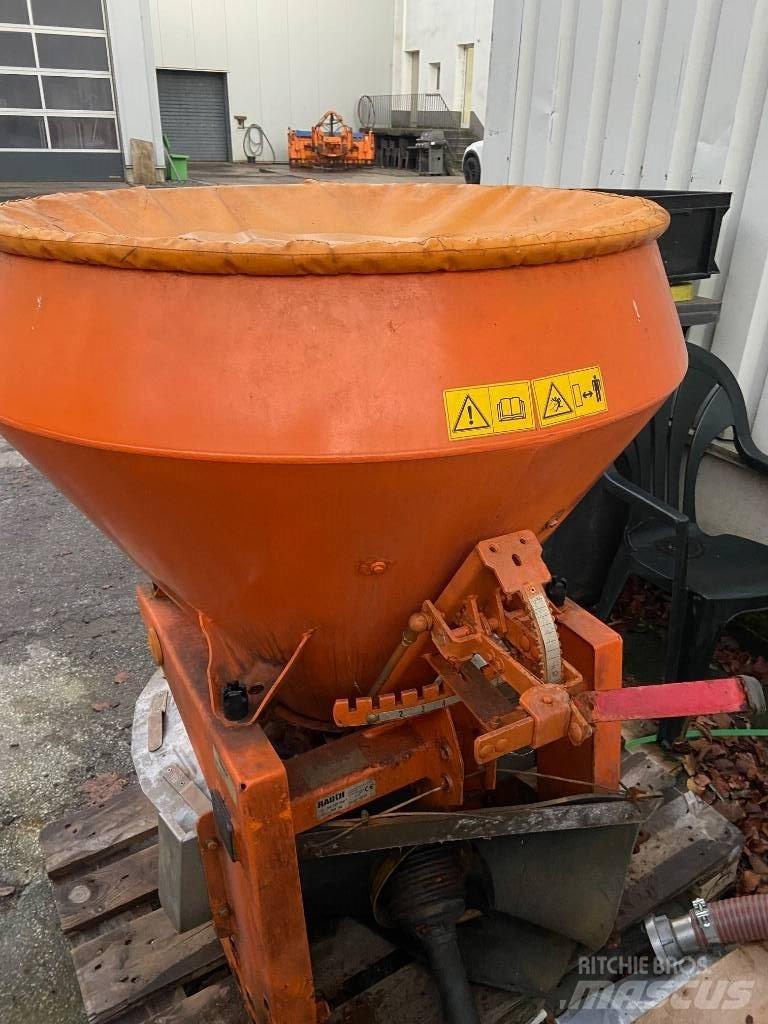 Kubota STW 34 小型拖拉机